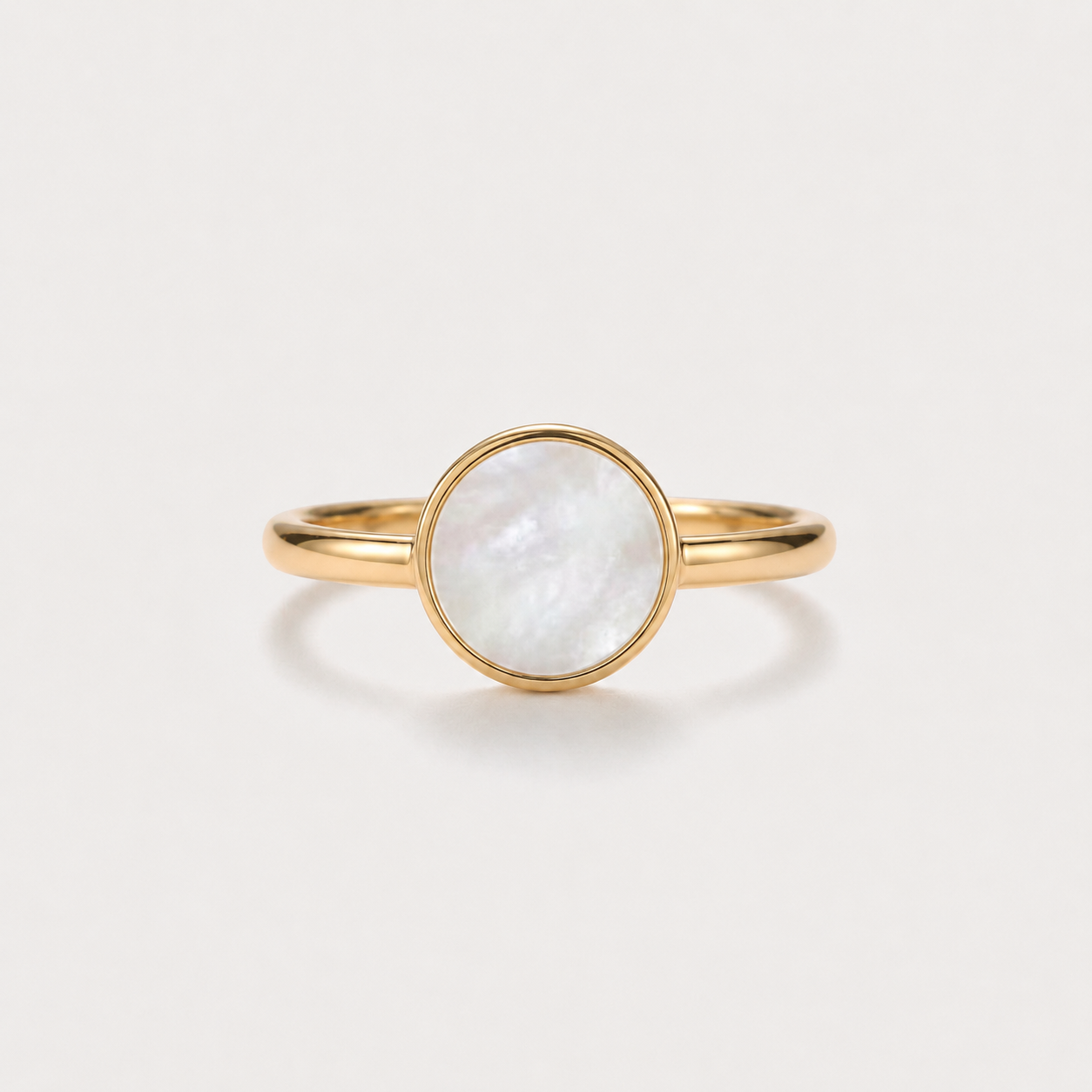 Classic Pearl Memory Tap Ring
