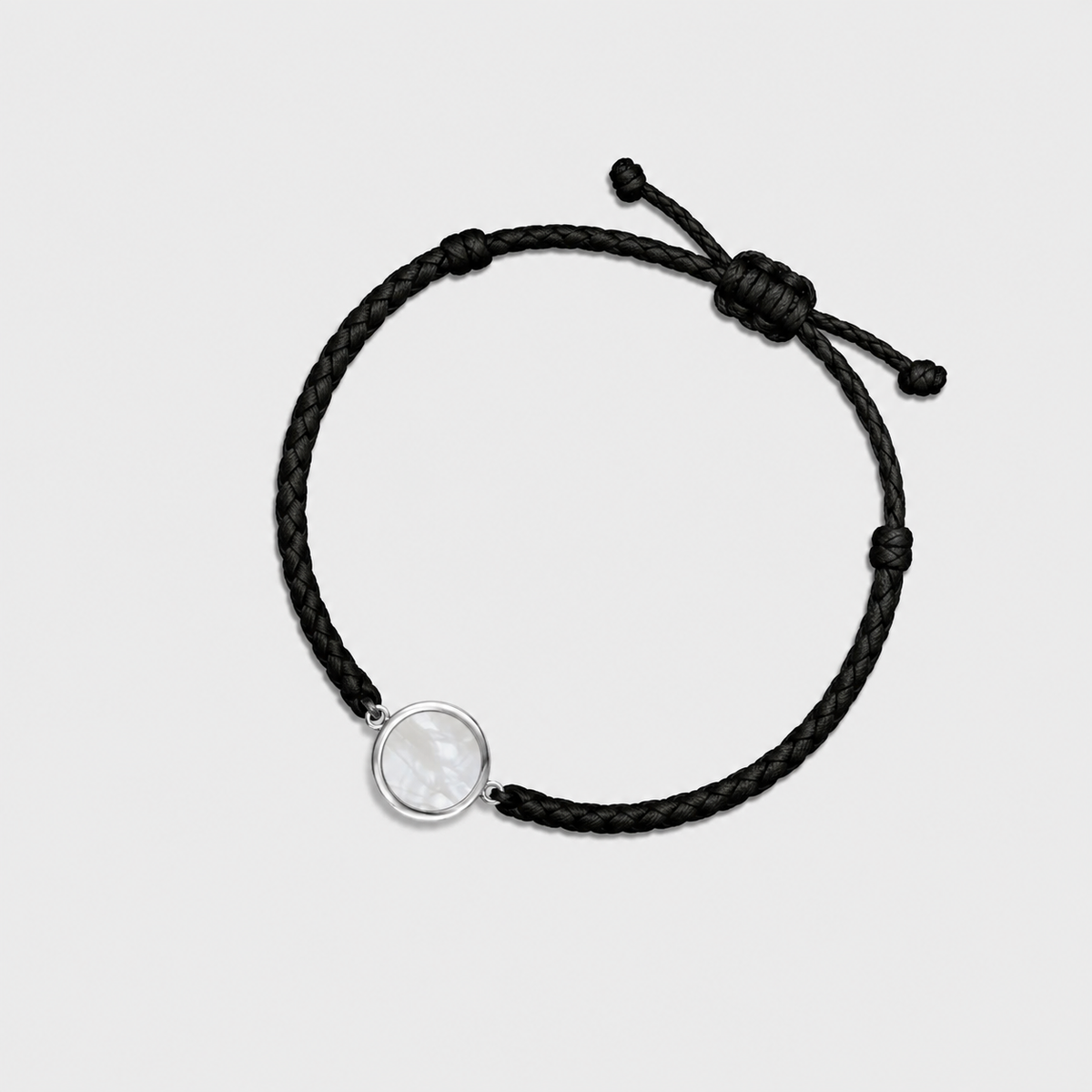 Classic Pearl Black Rope Memory Tap Bracelet