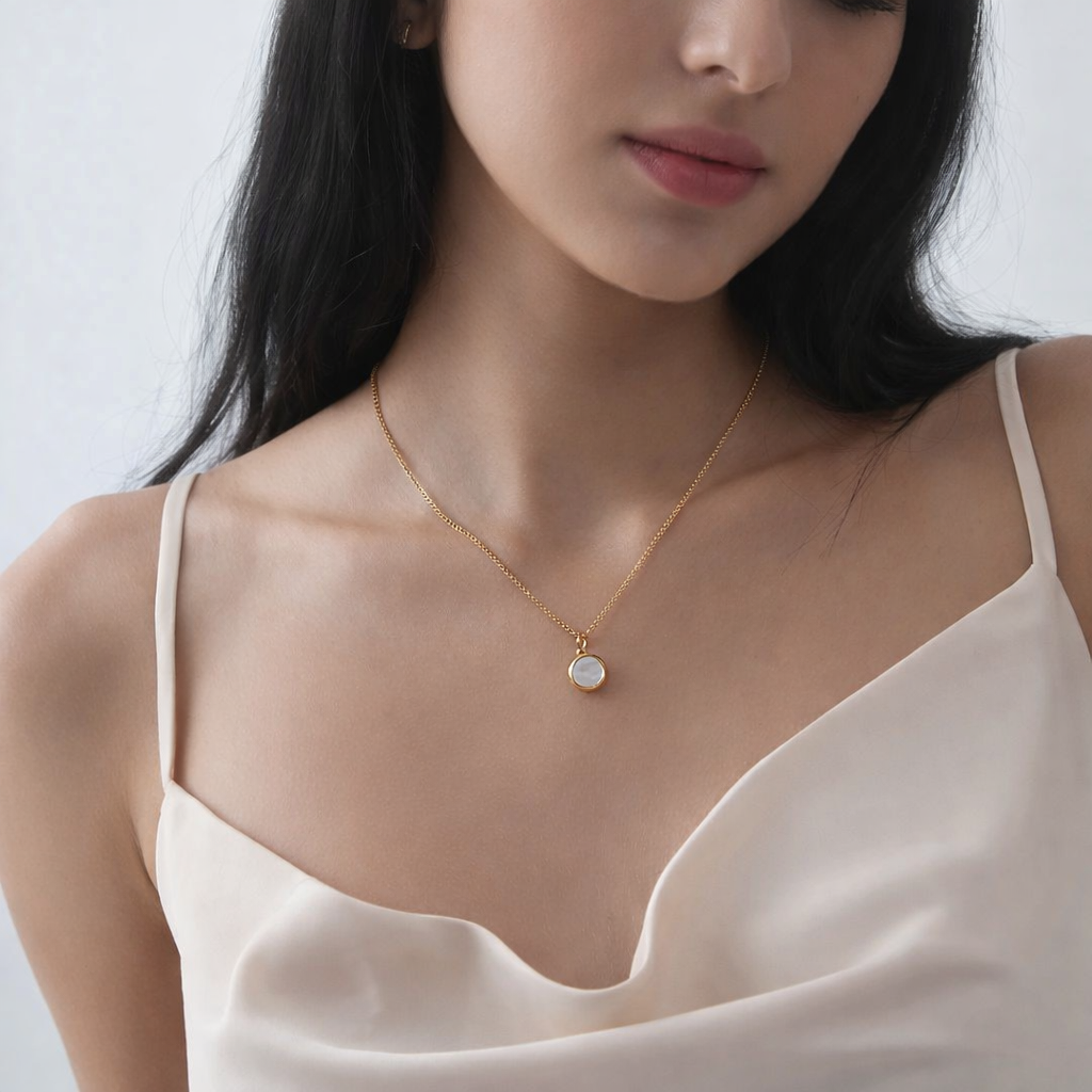 Classic Pearl Memory Tap Necklace