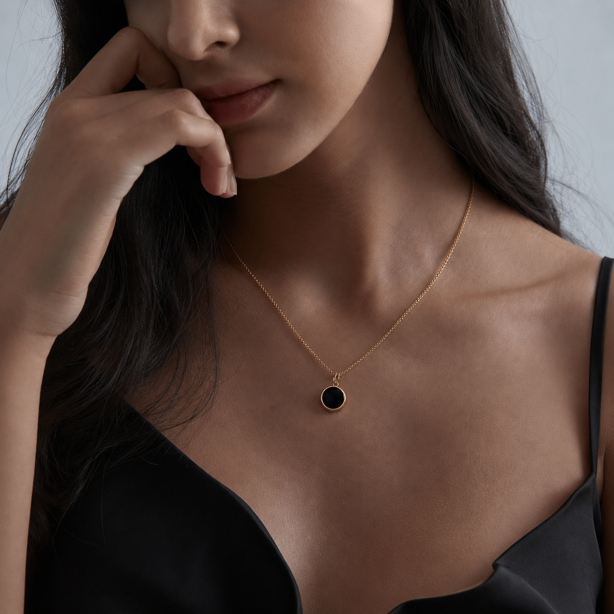 Midnight Memory Tap Necklace